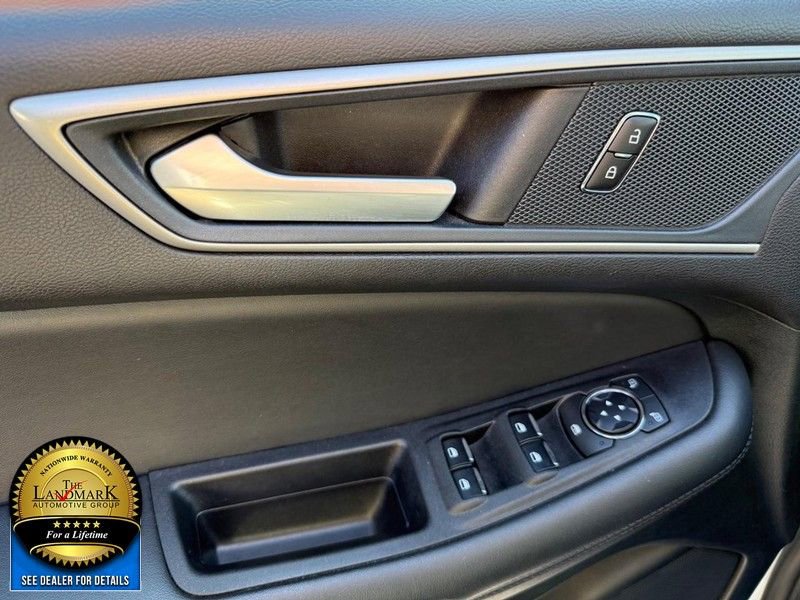 Used 2024 Ford Edge SEL image 8