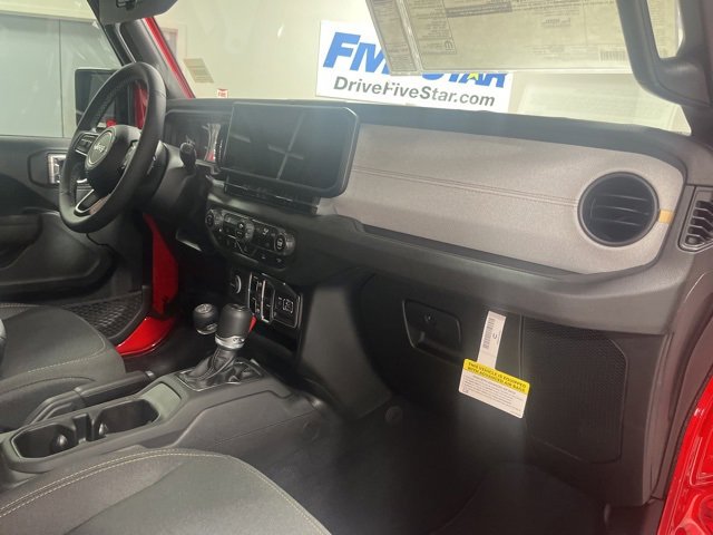 New 2025 Jeep Wrangler Sport S image 24