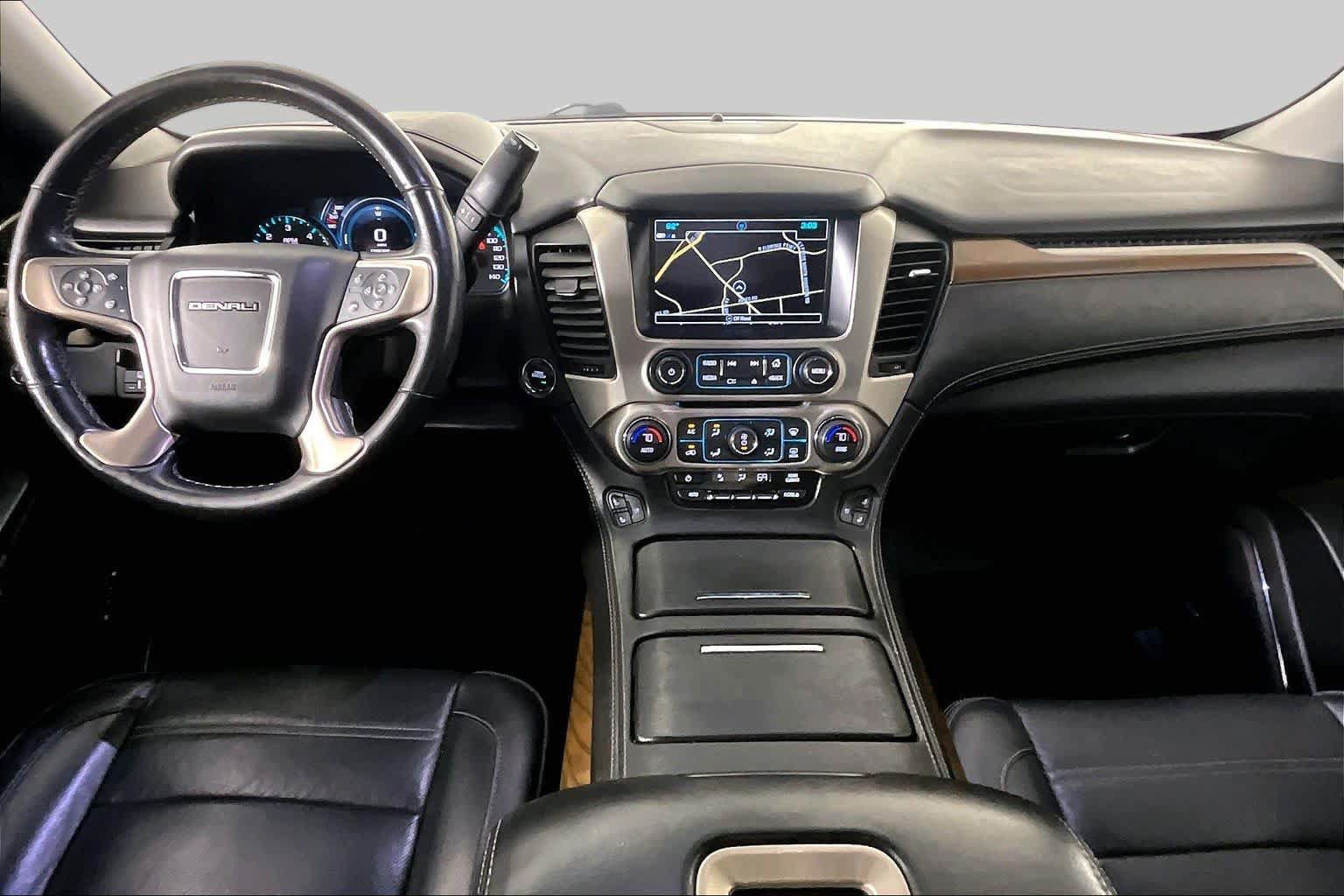 Used 2019 GMC Yukon Denali w/ Denali Ultimate Package RWD image 15