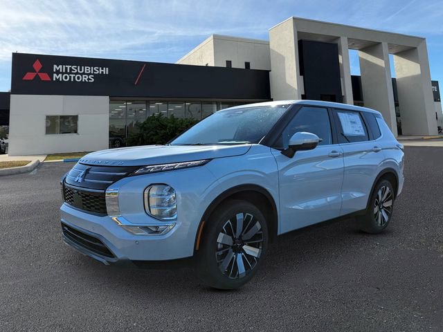 New 2025 Mitsubishi Outlander SE
