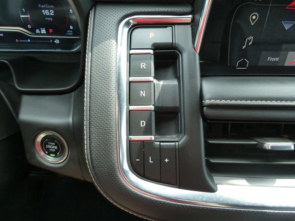 Certified 2024 GMC Yukon SLT w/ SLT Luxury Package AWD/4WD image 30