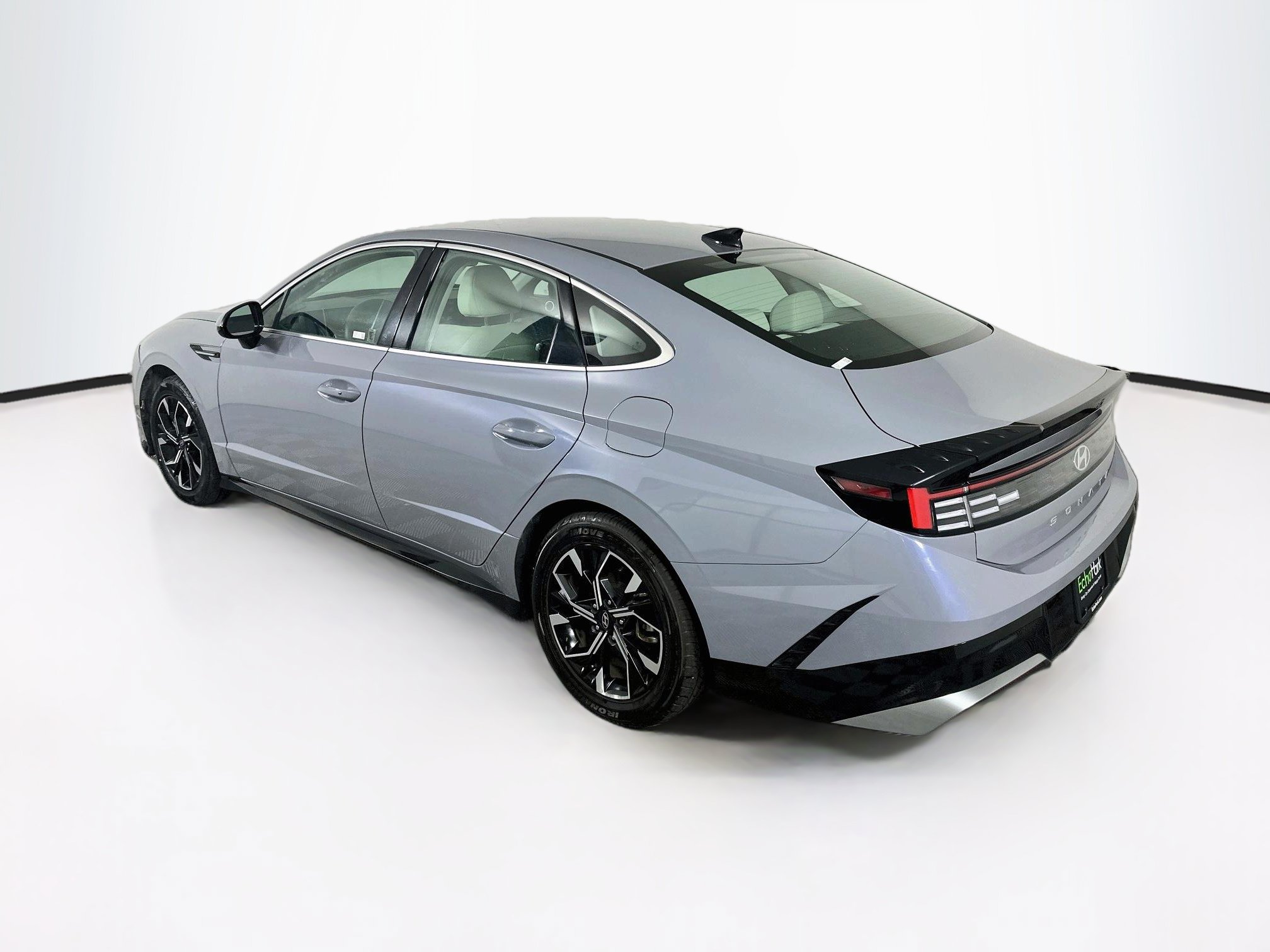 Used 2025 Hyundai Sonata SEL FWD image 5