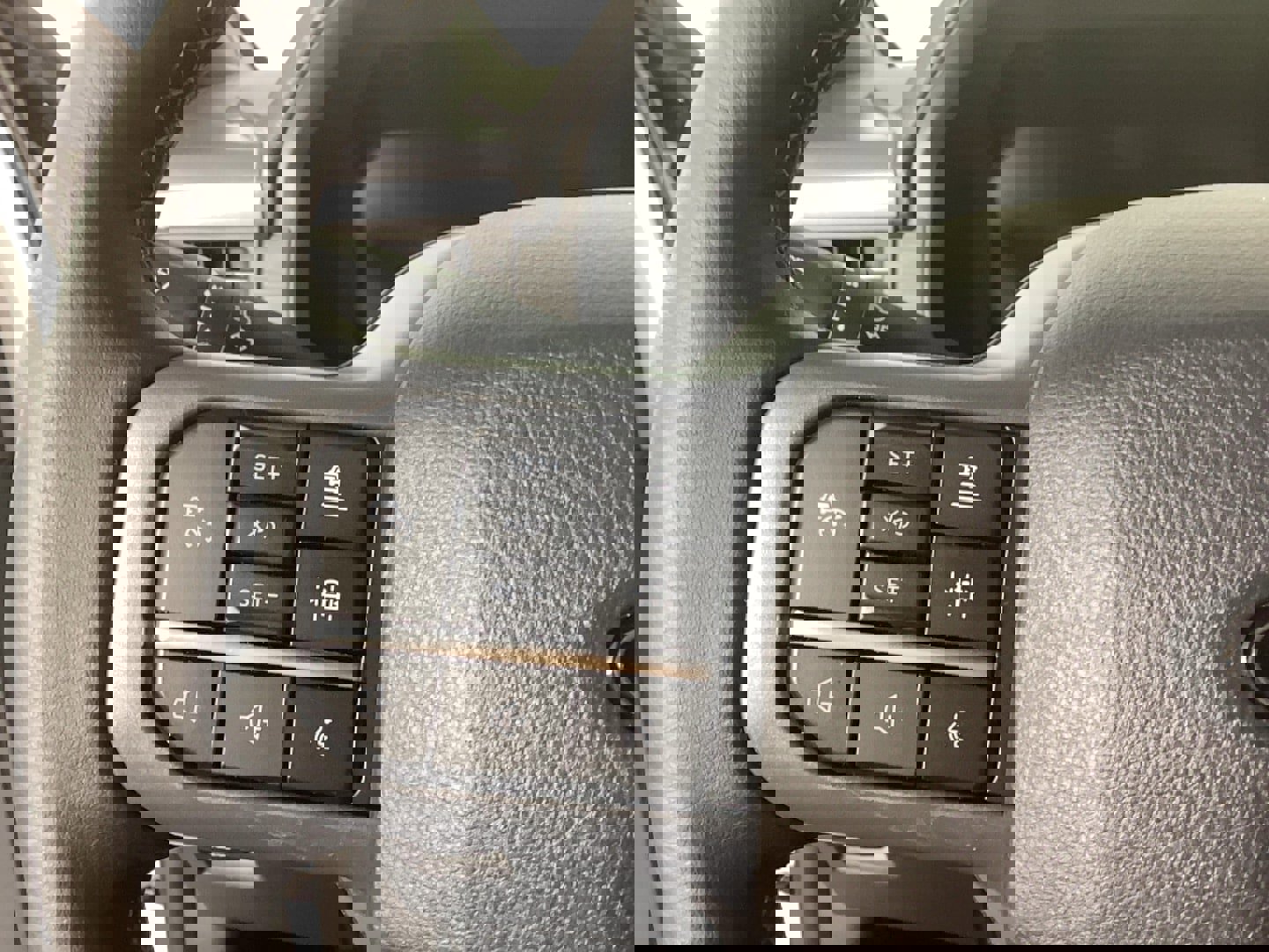 Used 2025 Ford F150 XLT w/ Equipment Group 302A MID image 18