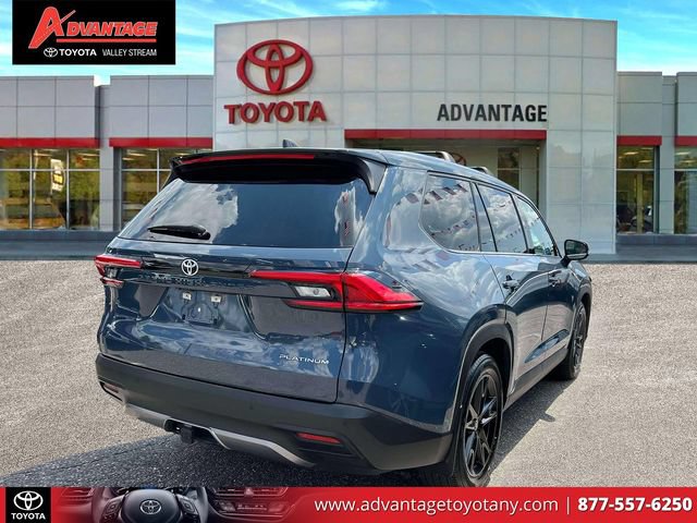 Used 2024 Toyota Grand Highlander AWD image 10