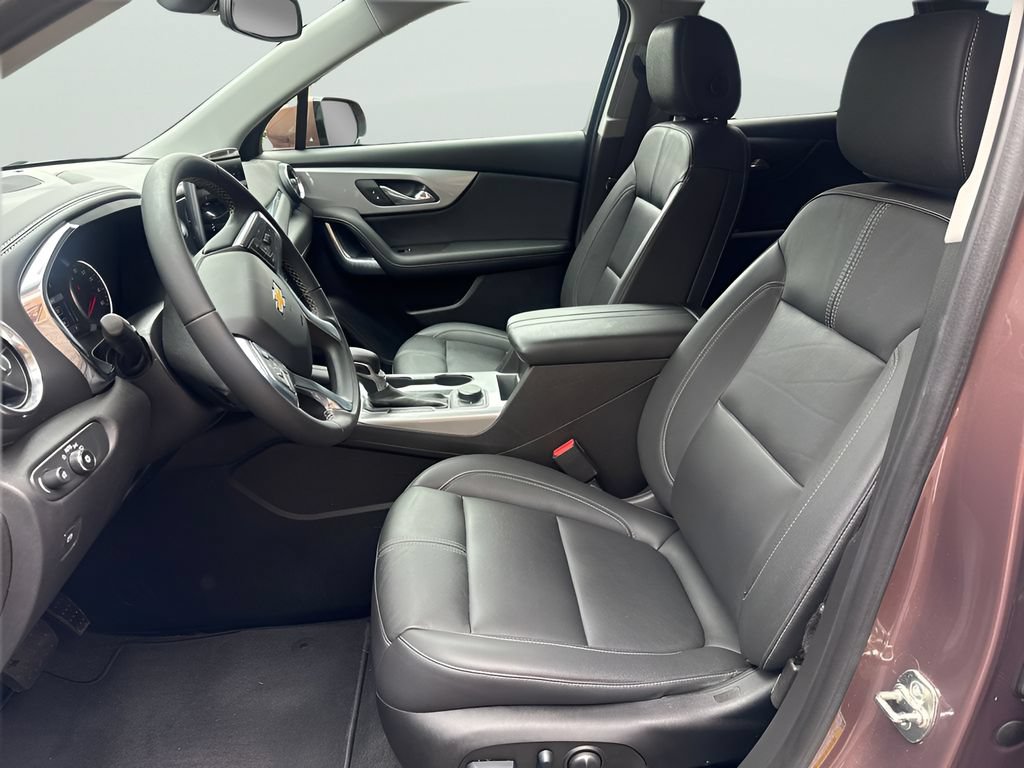 Used 2024 Chevrolet Blazer LT FWD image 17