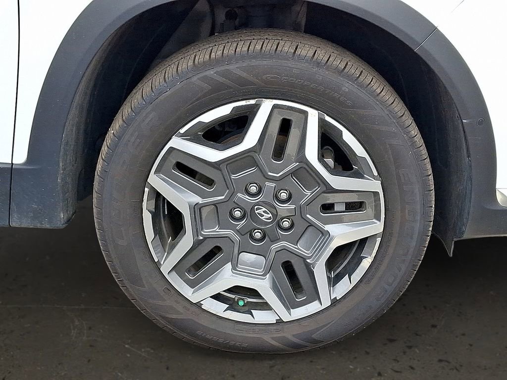 Used 2023 Hyundai Santa Fe Limited image 9