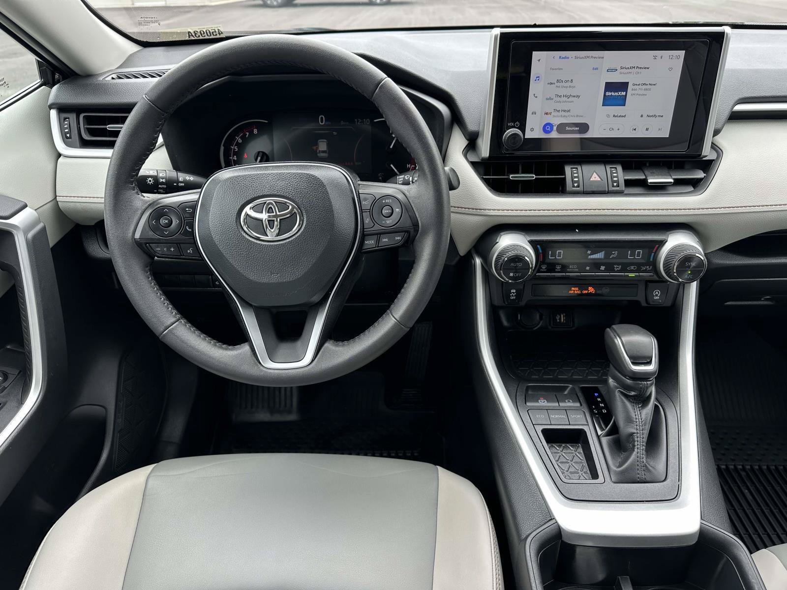 Used 2025 Toyota RAV4 XLE Premium FWD image 11