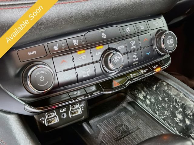 Used 2024 Dodge Durango R/T AWD/4WD image 16