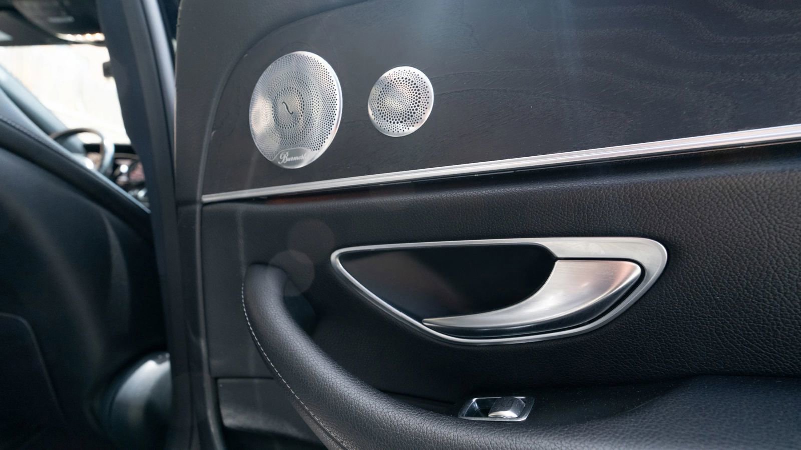 Used 2019 Mercedes-Benz E 300 w/ Premium 1 Package image 18