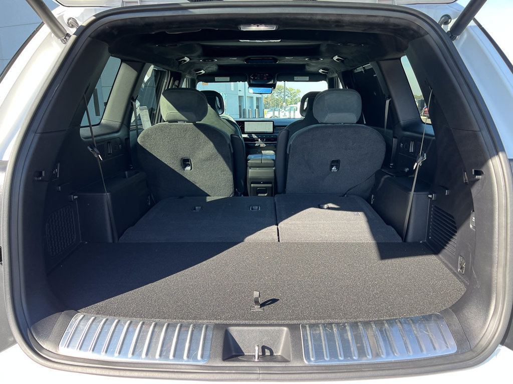 Used 2027 Kia Telluride SX Prestige X-Line w/ Towing Package AWD/4WD image 7
