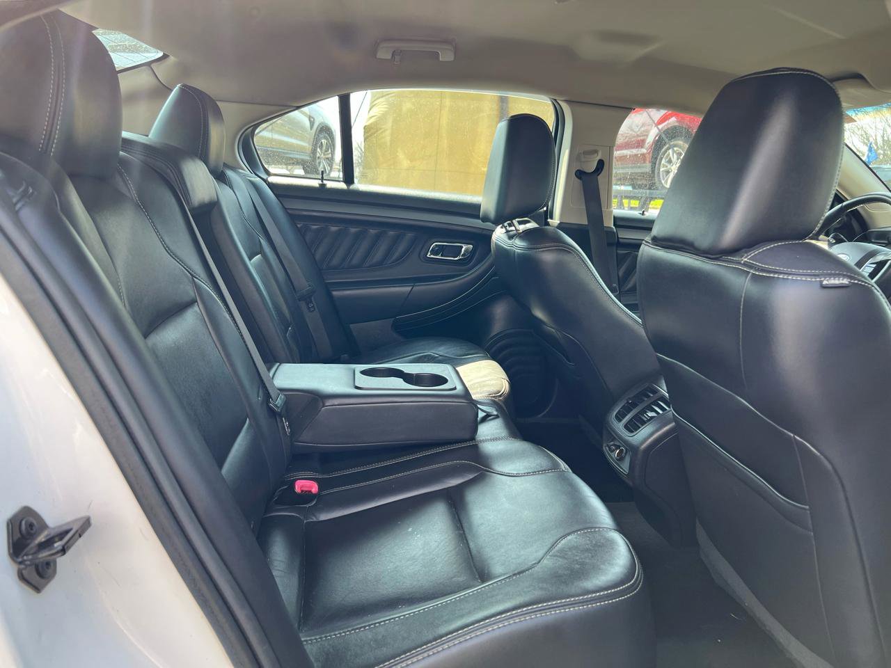 Used 2011 Ford Taurus SEL image 13