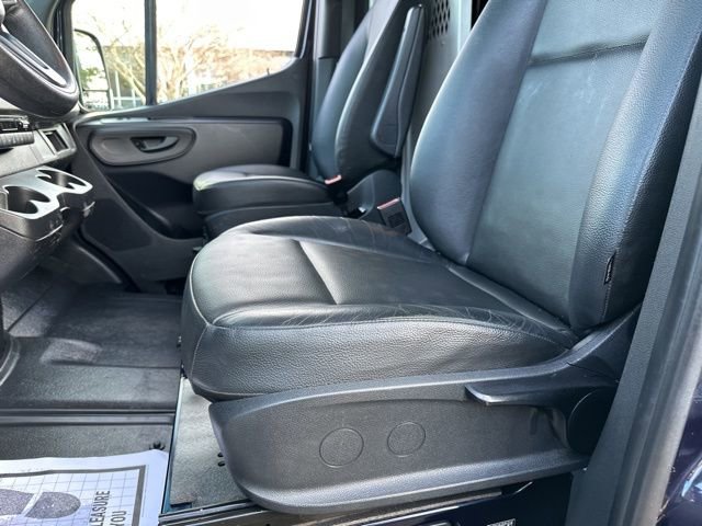 Used 2023 Mercedes-Benz Sprinter 144 Cargo image 15