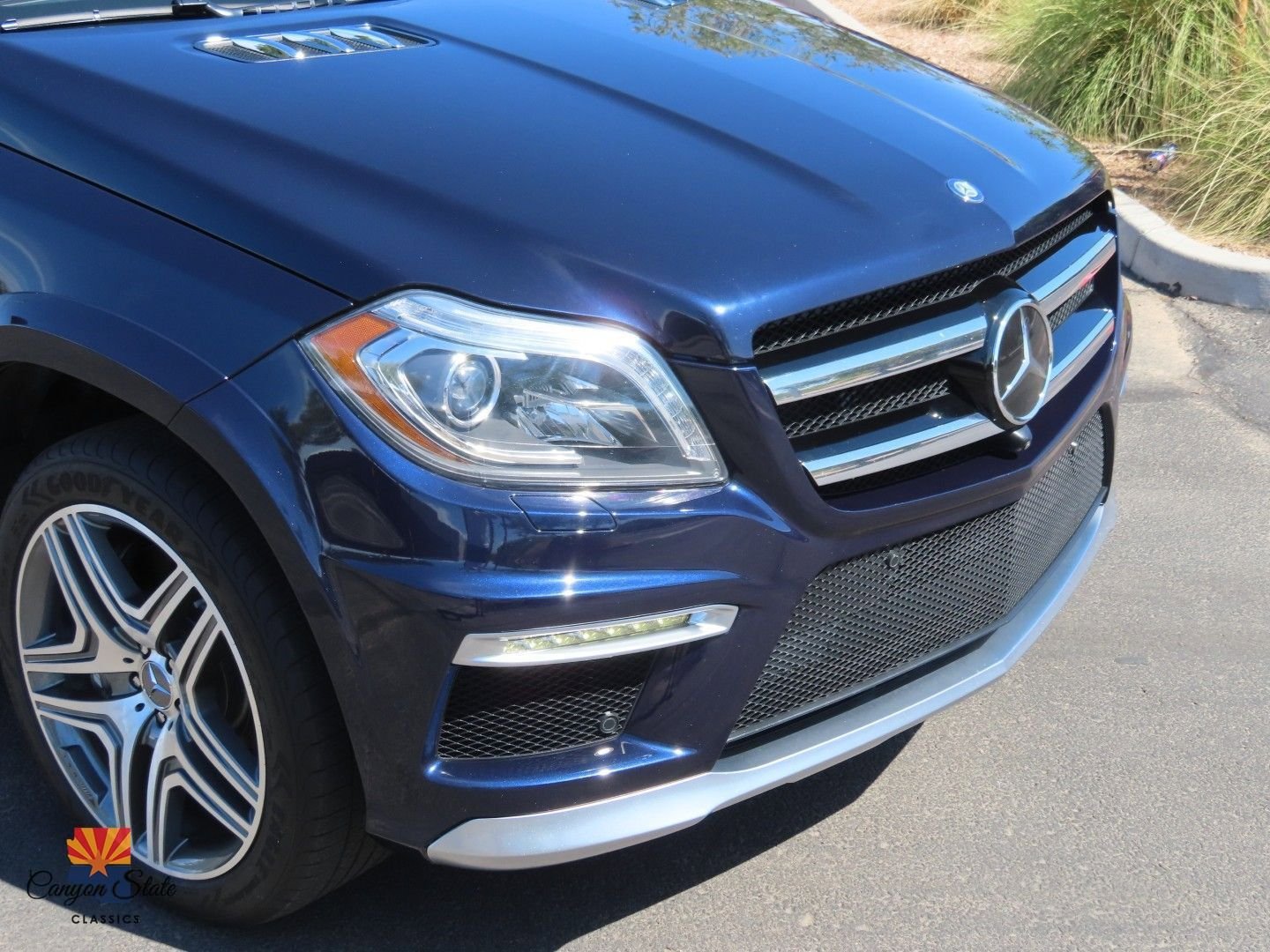 Used 2016 Mercedes-Benz GL 63 AMG 4MATIC image 36
