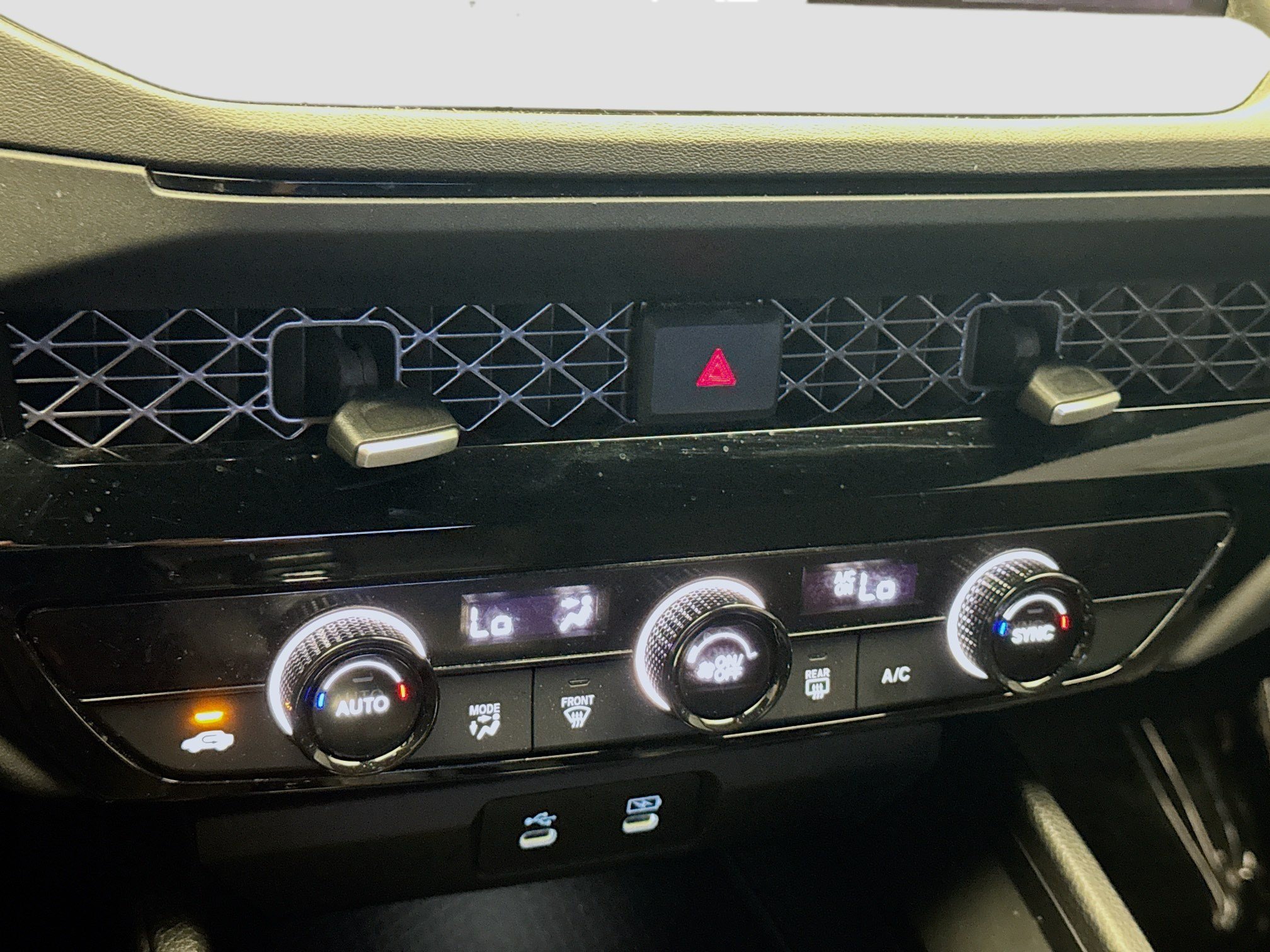 Used 2024 Honda Accord Sport image 12