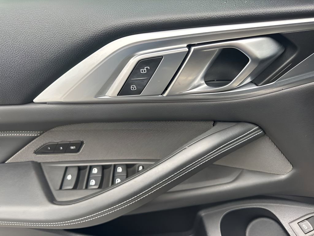Used 2023 BMW M4 xDrive Competition image 28