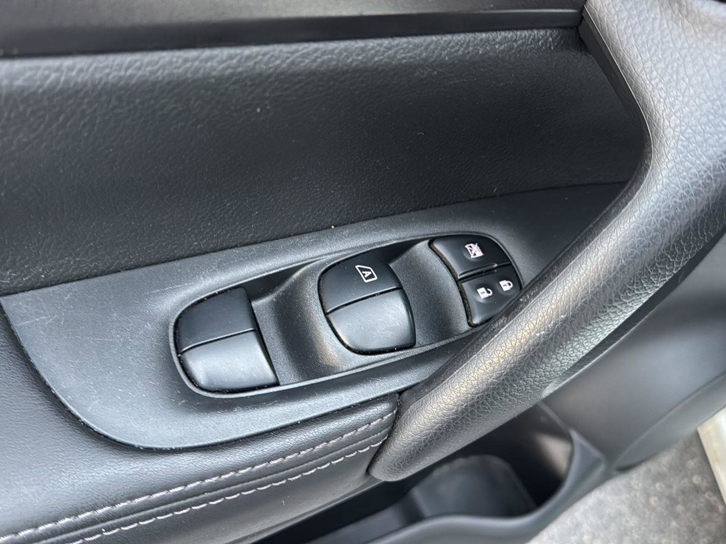 Used 2020 Nissan Rogue Sport S w/ Appearance Package image 26