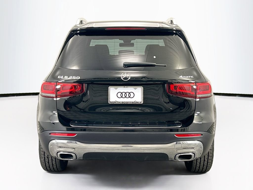 Used 2021 Mercedes-Benz GLB 250 4MATIC image 6