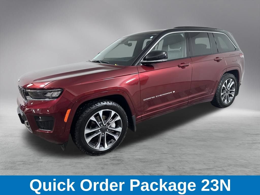 Used 2024 Jeep Grand Cherokee Overland AWD/4WD image 6