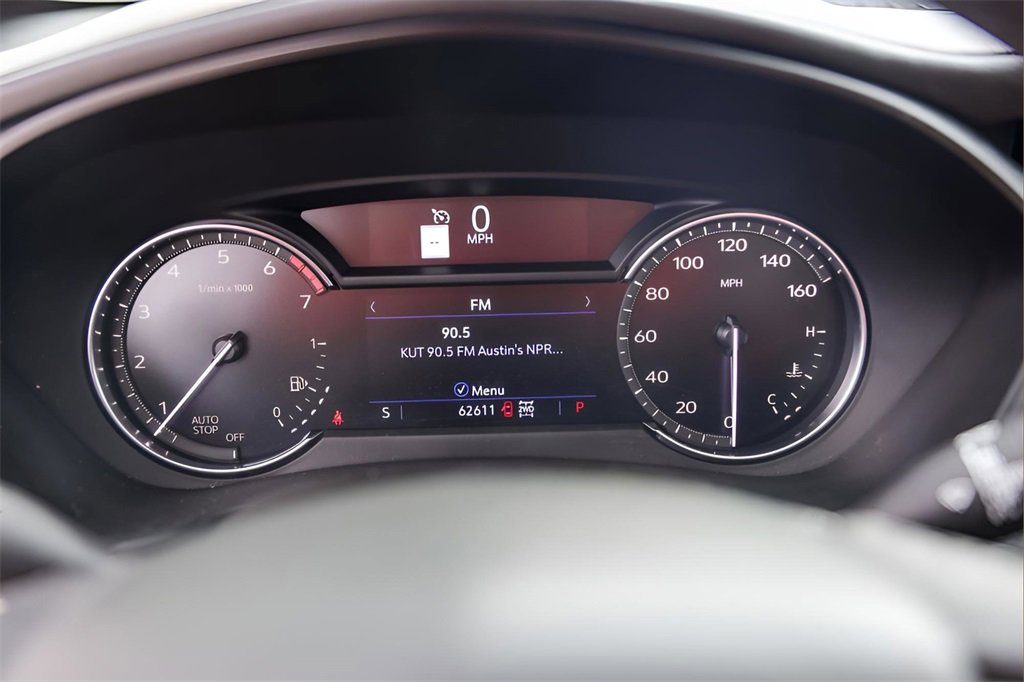 Used 2019 Cadillac XT4 Premium Luxury w/ Enhanced Visibility Package image 11