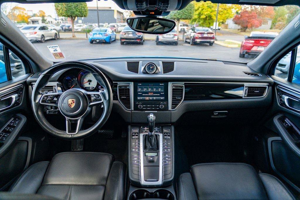 Used 2017 Porsche Macan S AWD/4WD image 21