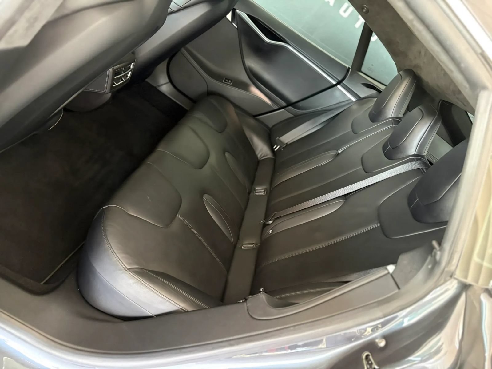 Used 2015 Tesla Model S 85D AWD/4WD image 6