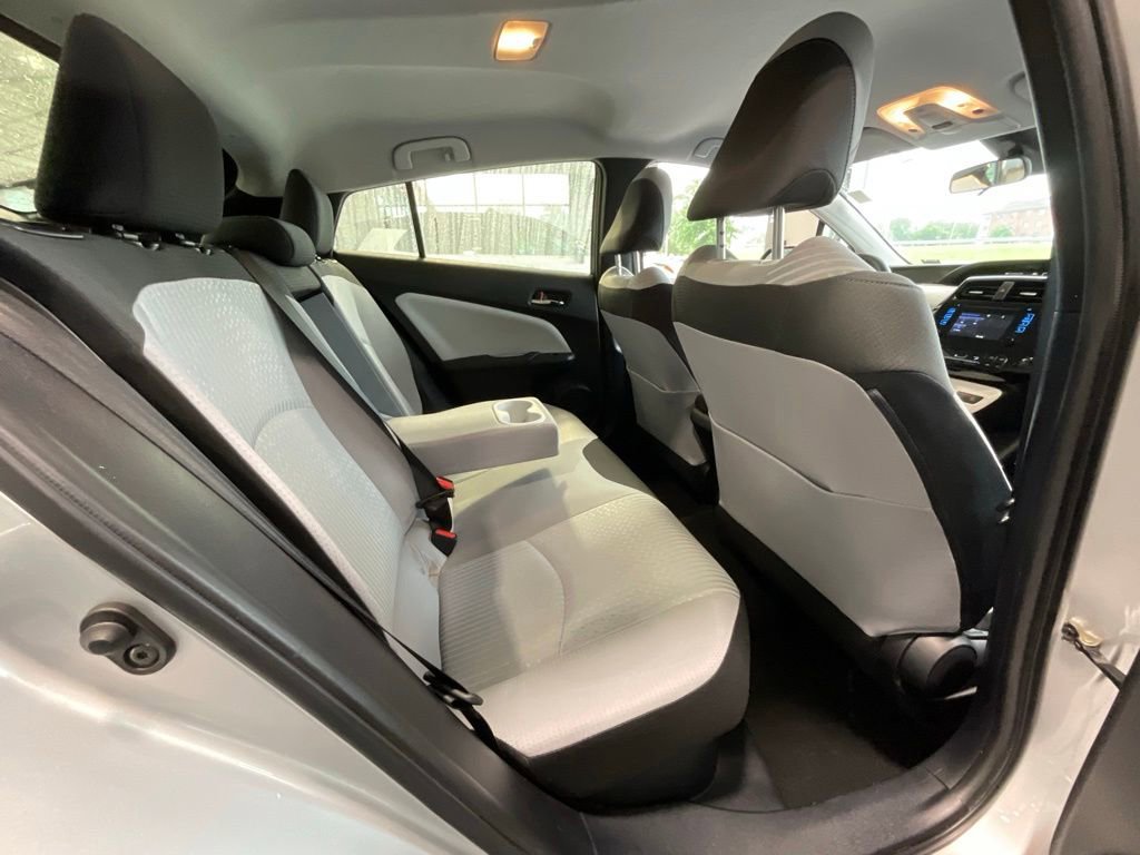 Used 2017 Toyota Prius Two FWD image 18