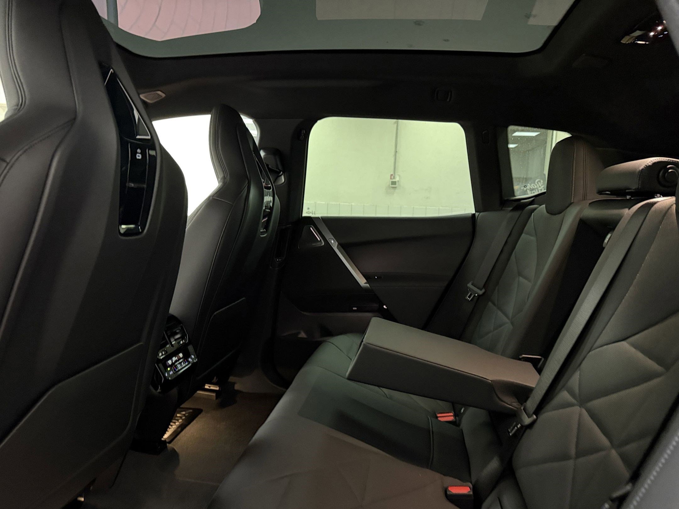 Used 2025 BMW iX M60 image 13