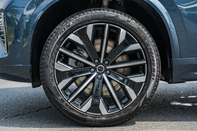 New 2026 Volvo XC90 T8 Ultra w/ Protection Package Premier AWD/4WD image 18