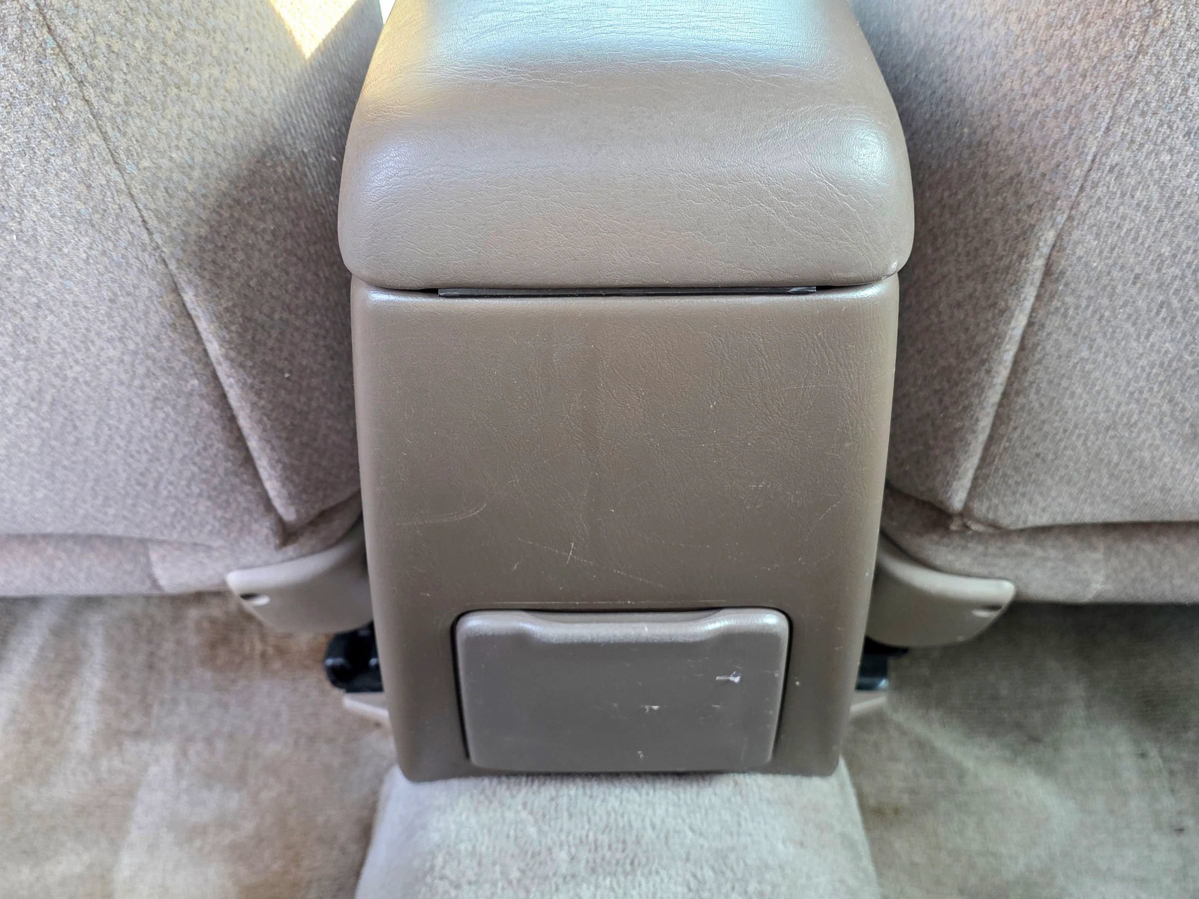 Used 2000 Toyota Camry LE FWD image 24
