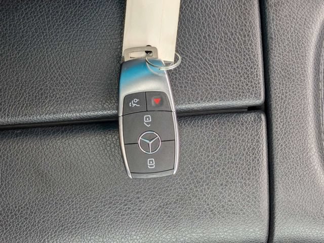 Used 2022 Mercedes-Benz GLS 450 4MATIC image 34