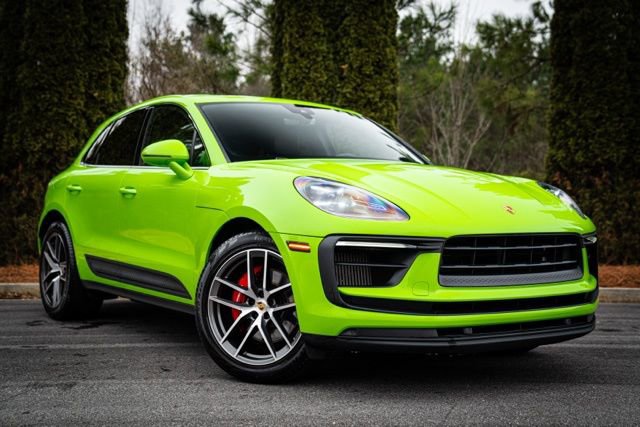 Used 2022 Porsche Macan S w/ Premium Package Plus image 5
