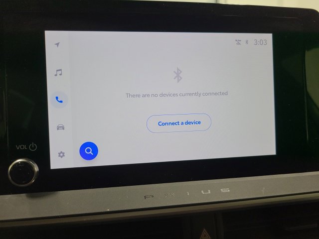 Certified 2025 Toyota Prius LE FWD image 29