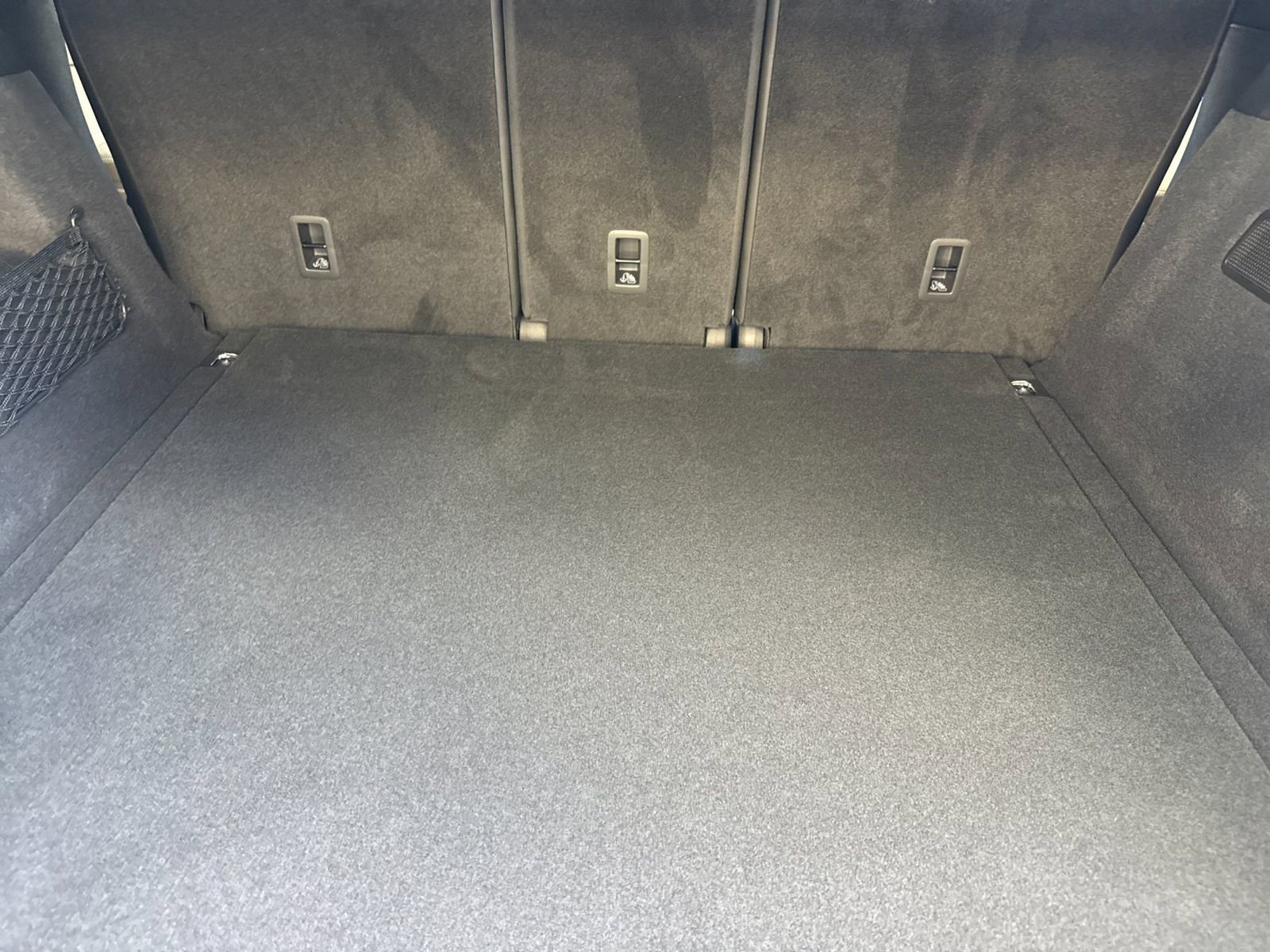 New 2026 Porsche Cayenne S image 17