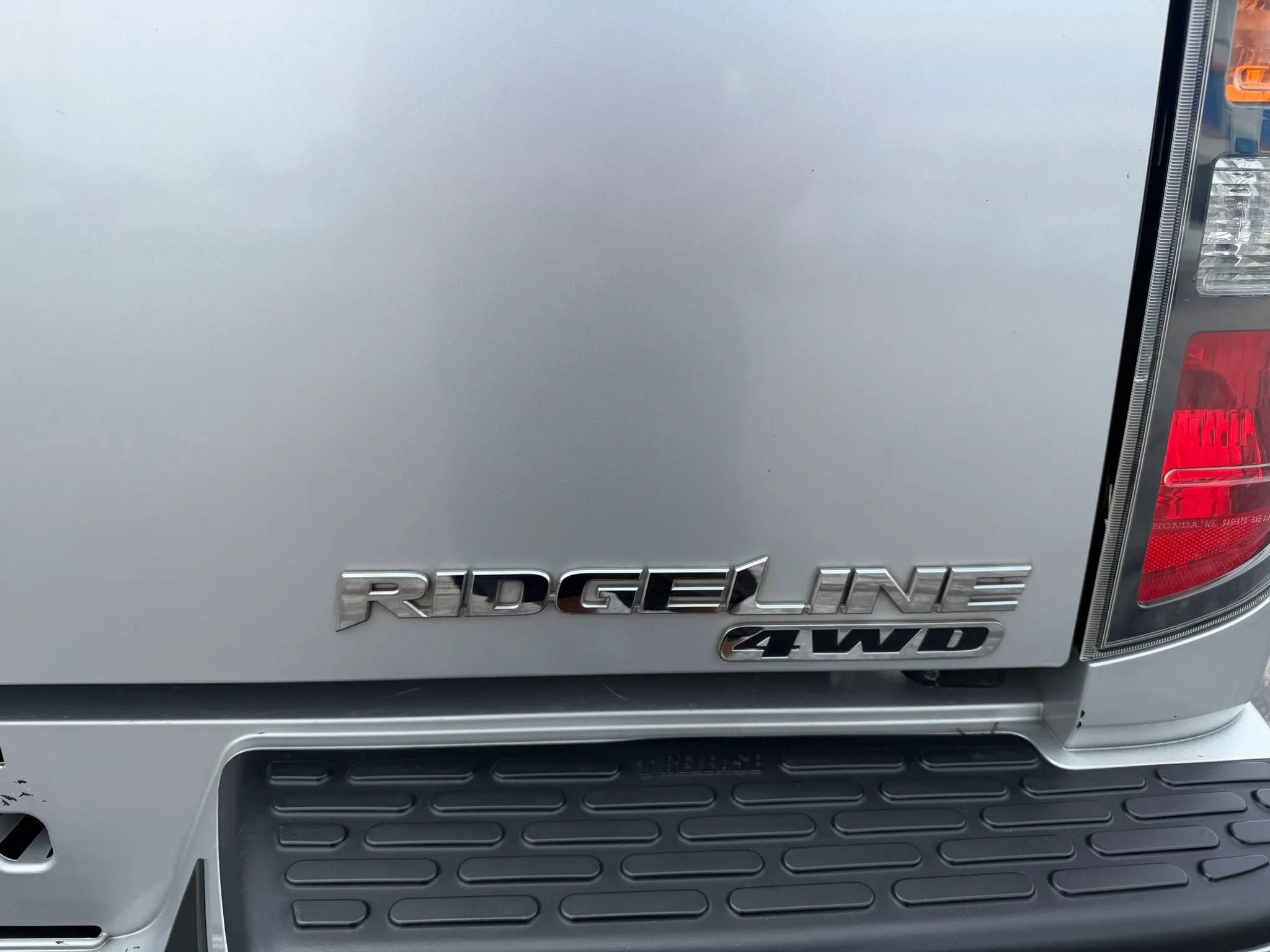 Used 2008 Honda Ridgeline RTX image 24