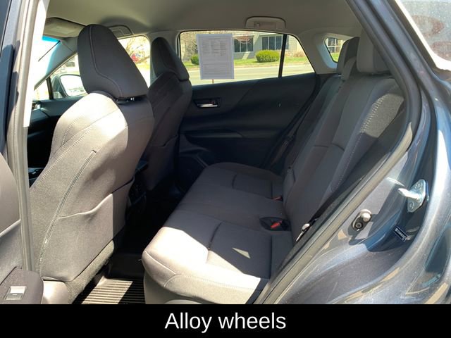 Used 2021 Toyota Venza LE image 28