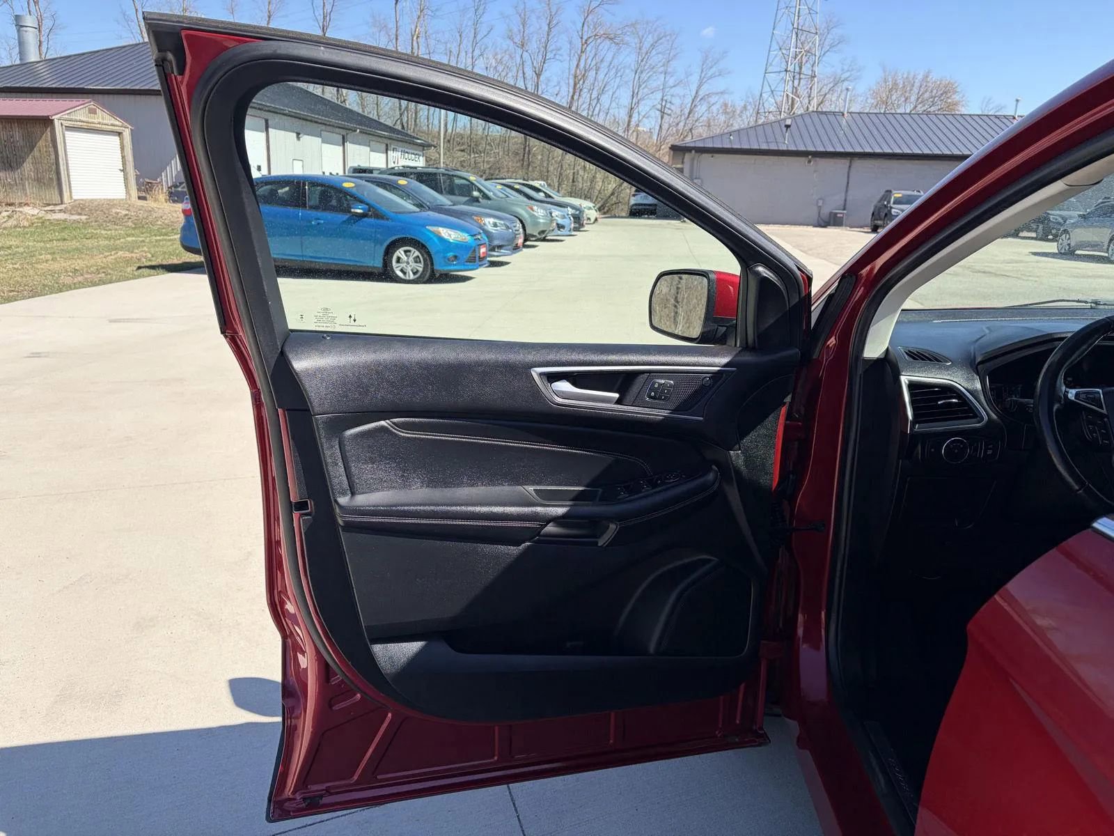 Used 2022 Ford Edge Titanium image 10