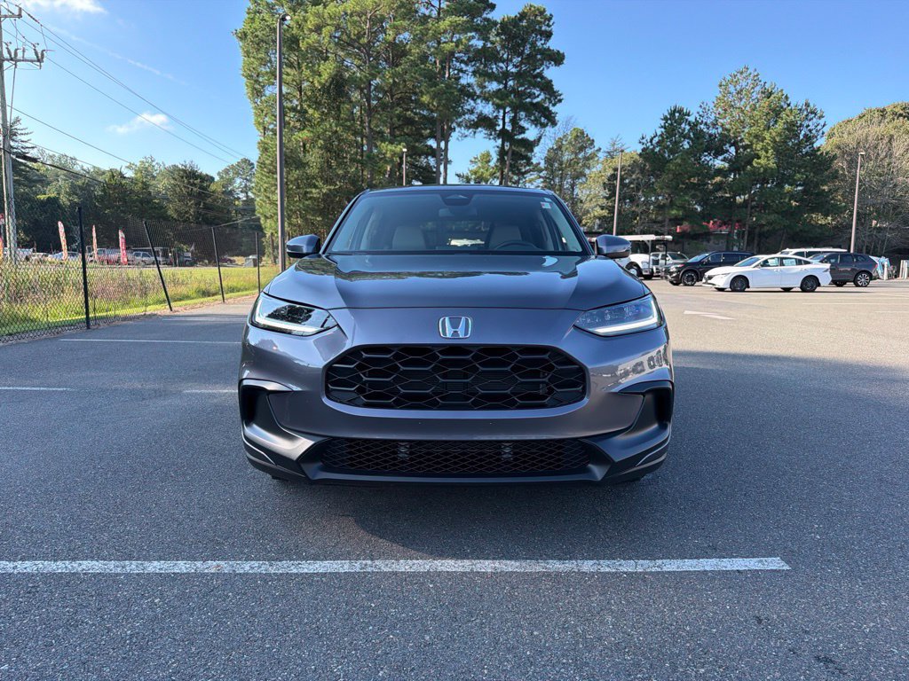 Used 2027 Honda HR-V LX image 3
