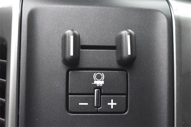 Used 2018 Chevrolet Silverado 1500 LT w/ All Star Edition image 25