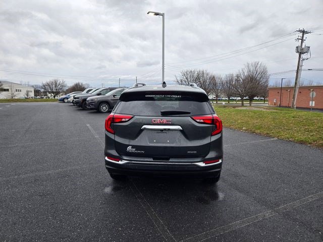 Used 2021 GMC Terrain SLT image 9