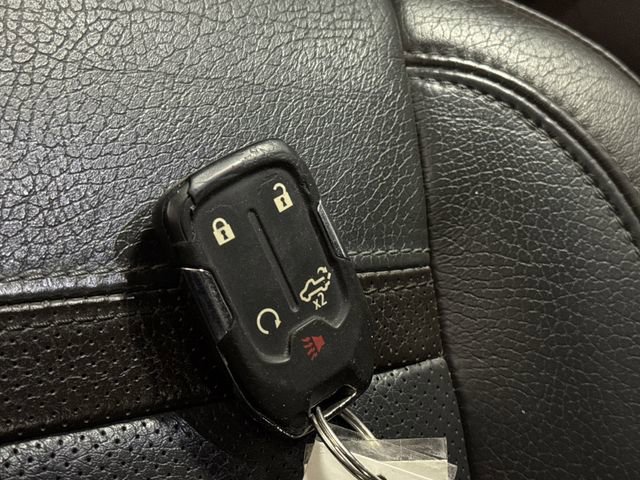 Used 2022 GMC Sierra 2500 Denali w/ Denali Ultimate Package image 32