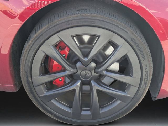 Used 2024 Tesla Model S Plaid image 9