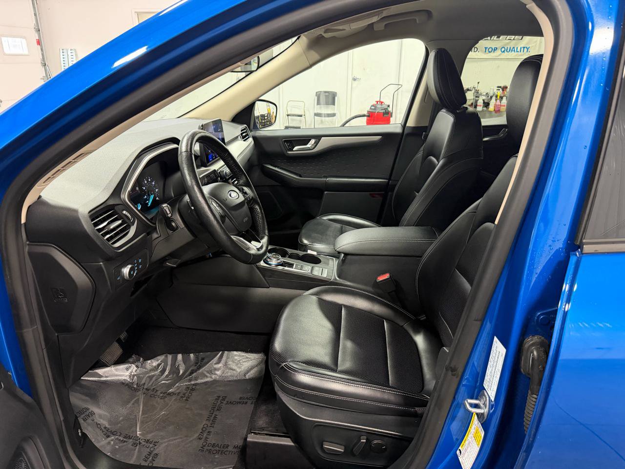 Used 2020 Ford Escape SEL image 13