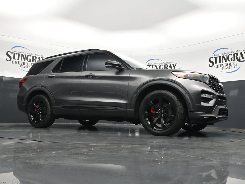 Used 2020 Ford Explorer ST w/ ST Street Pack image 17