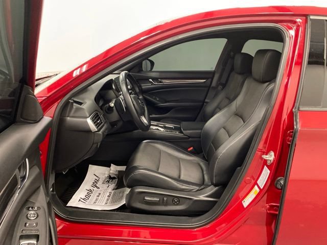 Used 2018 Honda Accord Sport image 8