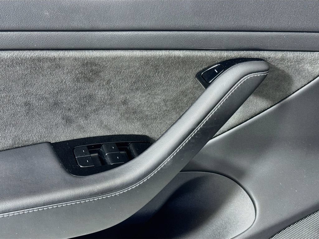 Used 2018 Tesla Model 3 Mid Range RWD image 14