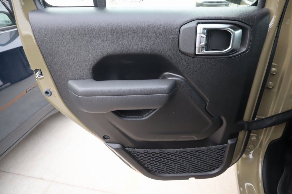 New 2026 Jeep Gladiator Sport image 15