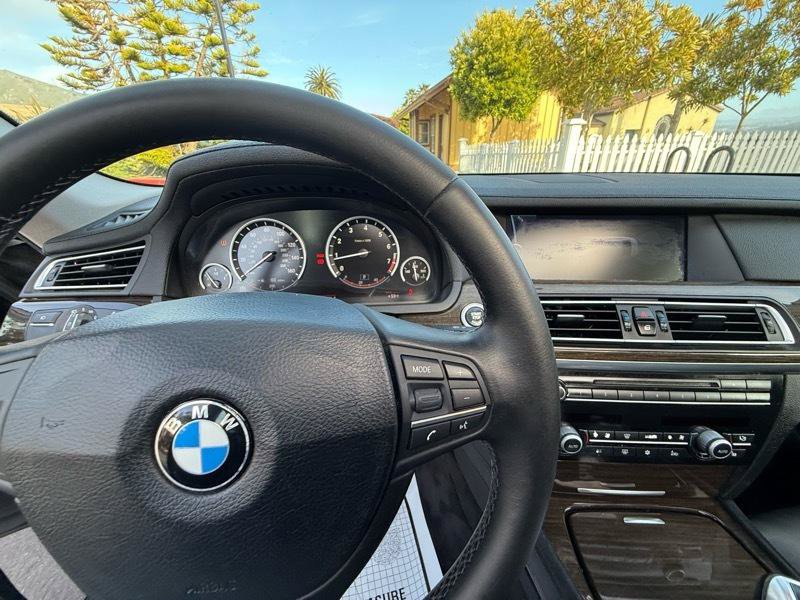Used 2009 BMW 750i RWD image 57