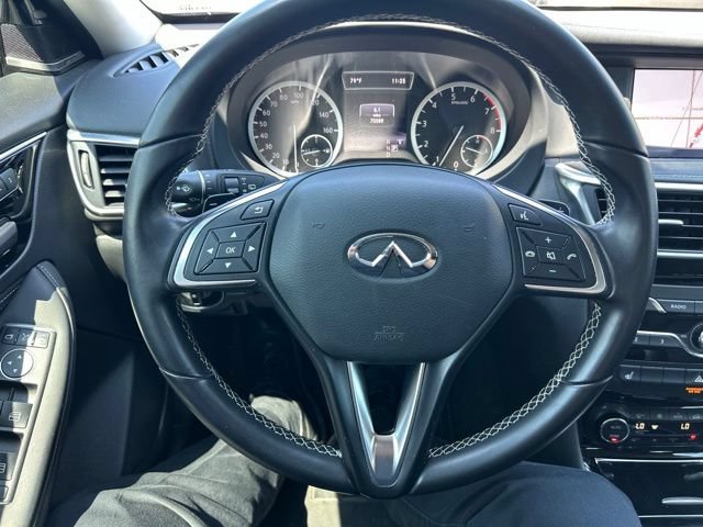 Used 2019 INFINITI QX30 AWD image 16