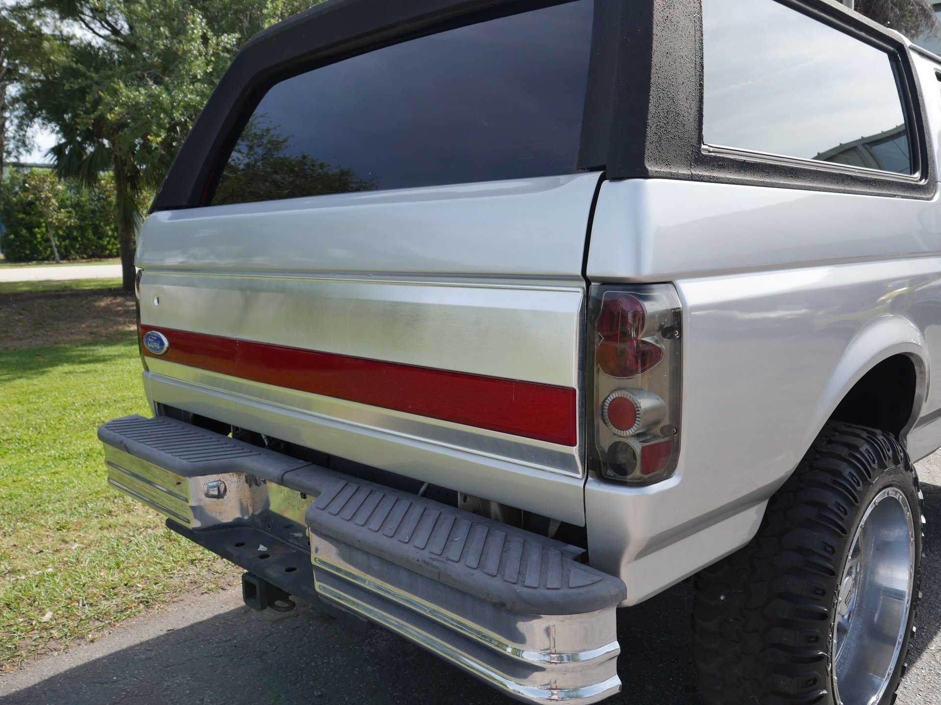 Used 1990 Ford Bronco AWD/4WD image 42