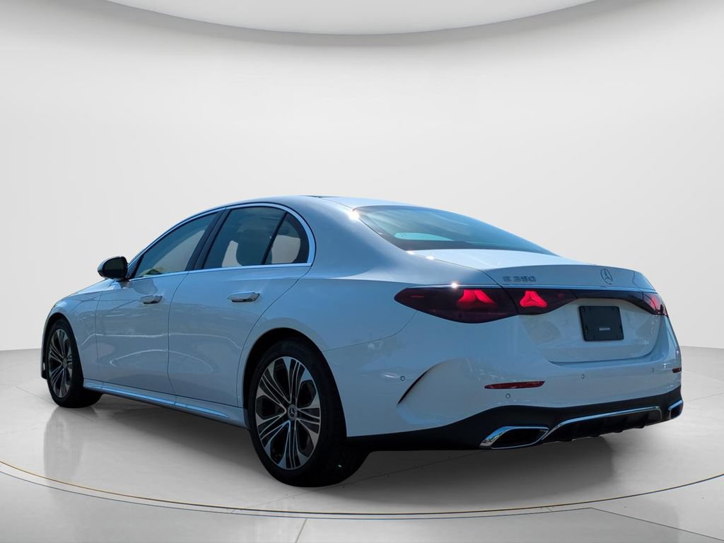 Used 2025 Mercedes-Benz E 350 Sedan image 7